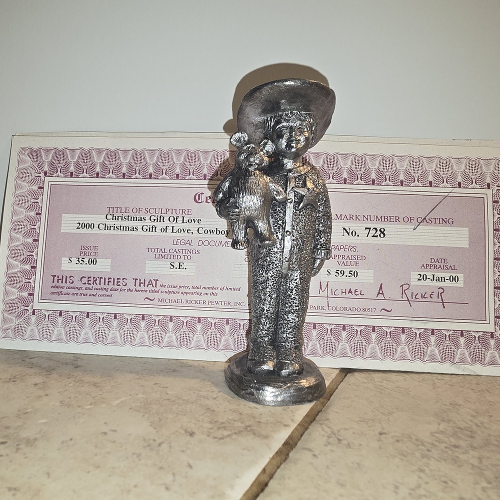 Silver Mexican Mariachi Sculpture with Intricate Details